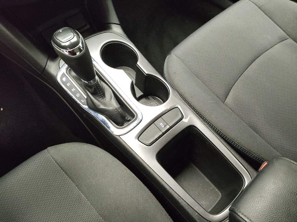 2018 Chevrolet Cruze in Eastpointe, MI 48021 - 18142051 26