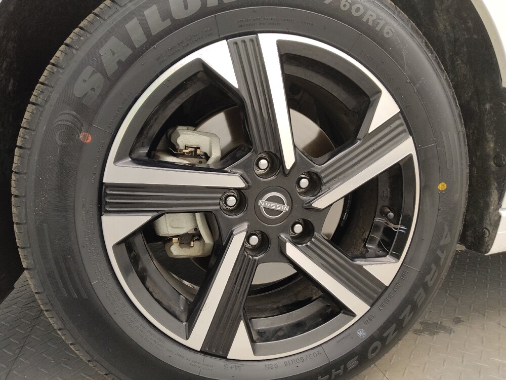 2025 Nissan Sentra in Denver, CO 80012 - 18142052 31