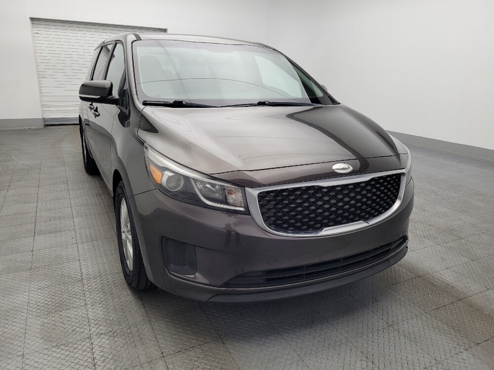 2018 Kia Sedona in Hialeah, FL 33014 - 18142055 14