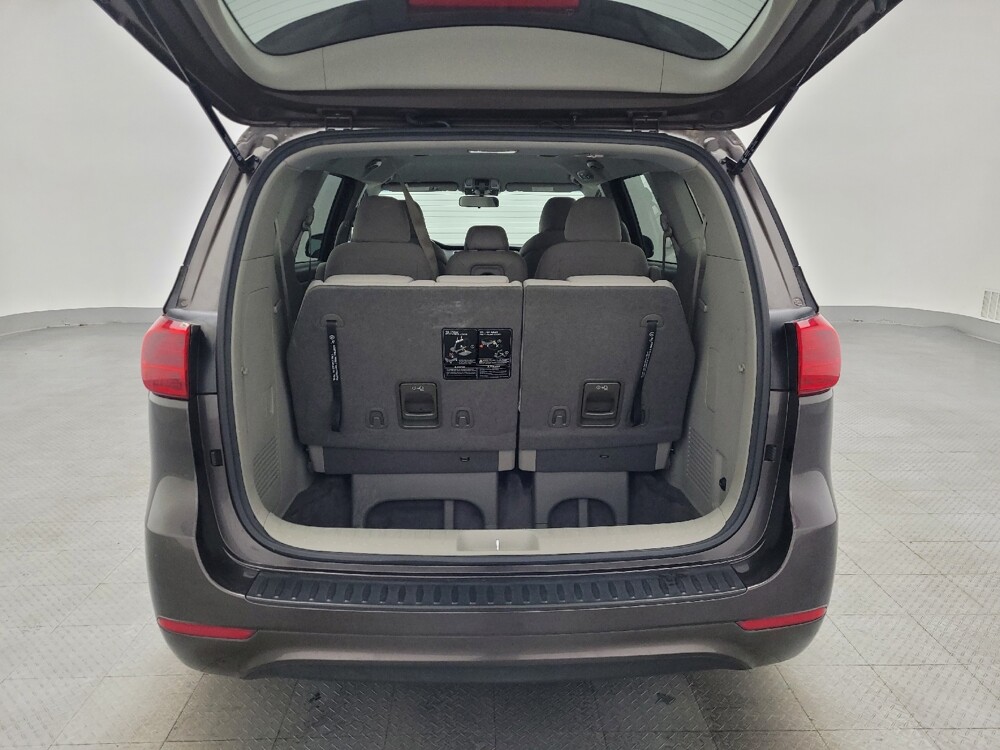 2018 Kia Sedona in Hialeah, FL 33014 - 18142055 29