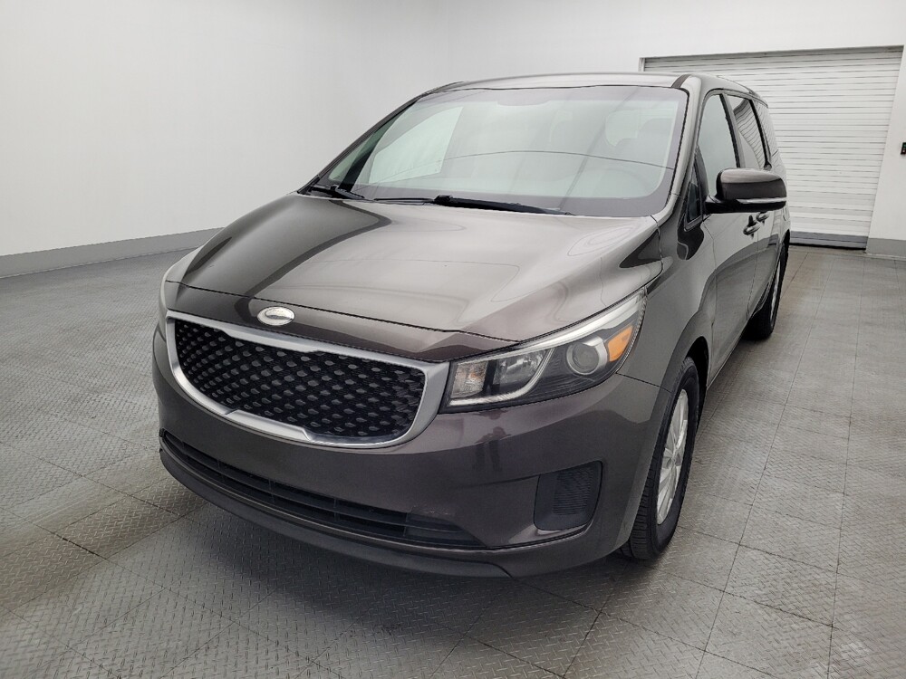 2018 Kia Sedona in Hialeah, FL 33014 - 18142055 15