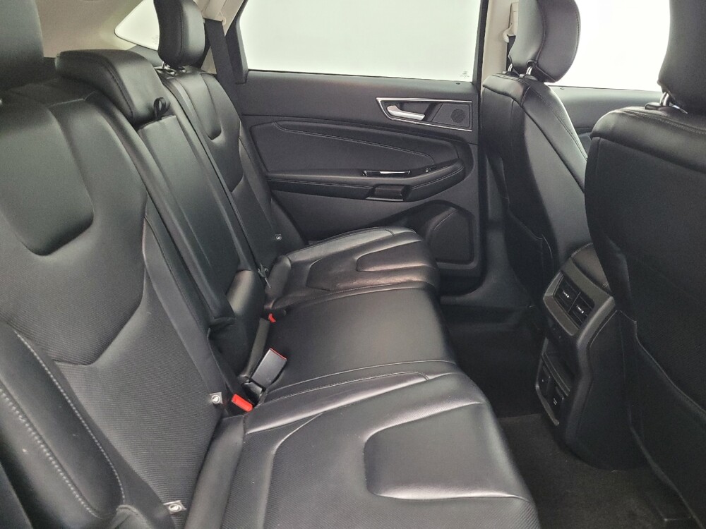 2019 Ford Edge in Las Vegas, NV 89102 - 18142062 19