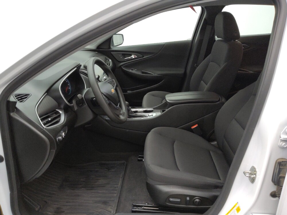 2022 Chevrolet Malibu in Topeka, KS 66611 - 18142065 17