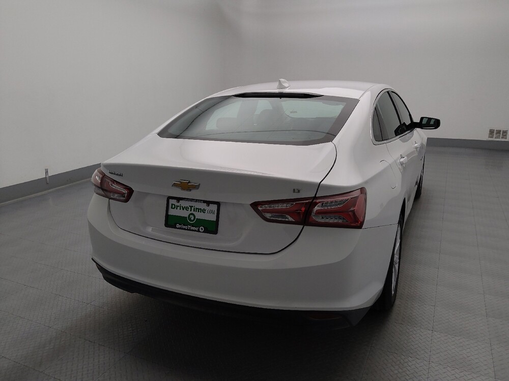 2022 Chevrolet Malibu in Topeka, KS 66611 - 18142065 7