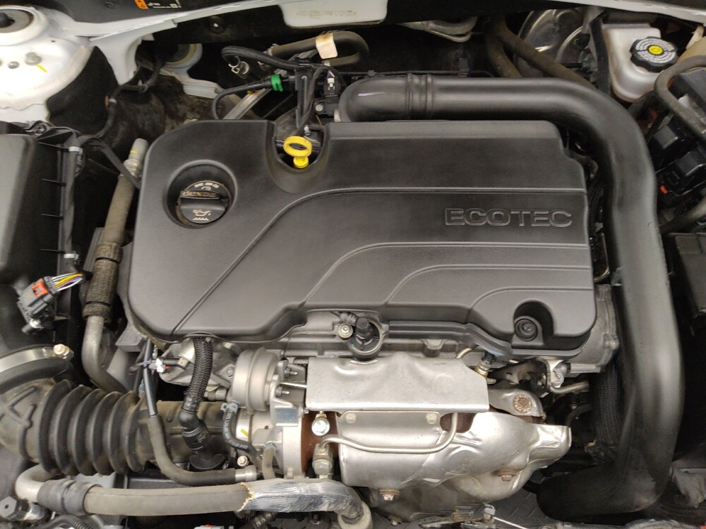 2022 Chevrolet Malibu in Topeka, KS 66611 - 18142065 30