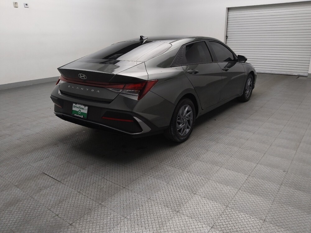 2024 Hyundai Elantra in Plano, TX 75074 - 18142069 9