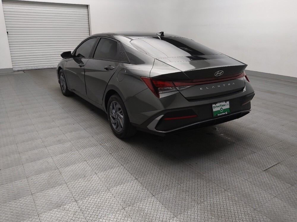 2024 Hyundai Elantra in Plano, TX 75074 - 18142069 5