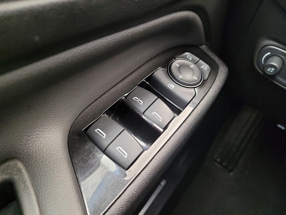 2022 Chevrolet Equinox in Columbus, OH 43228 - 18142070 27