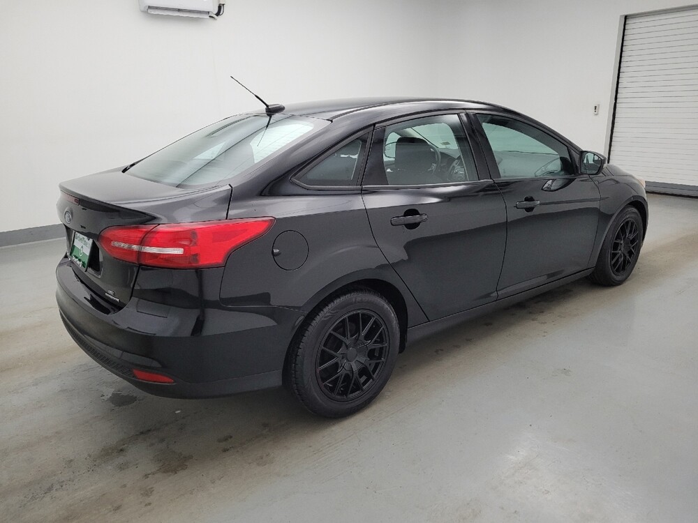 2016 Ford Focus in Lexington, KY 40509 - 18142072 10