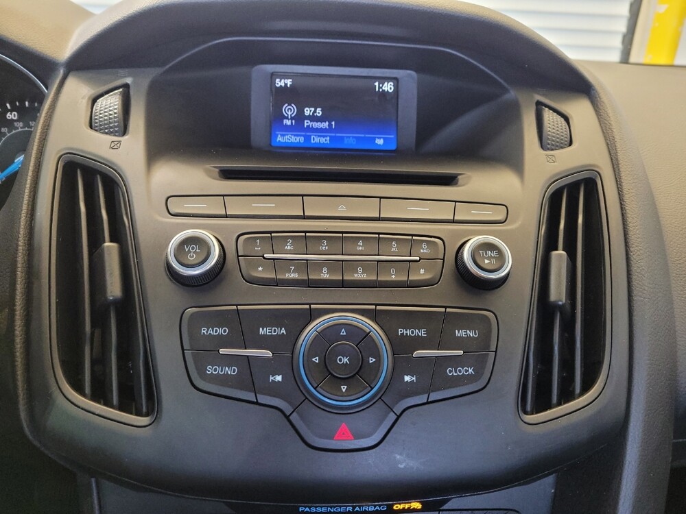 2016 Ford Focus in Lexington, KY 40509 - 18142072 25