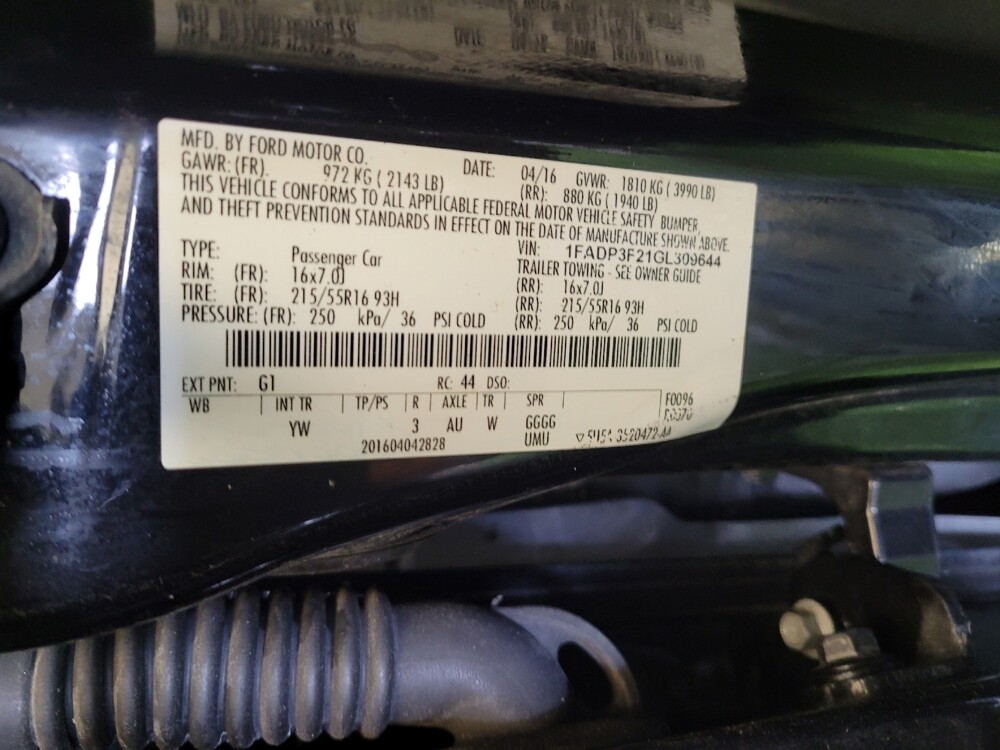 2016 Ford Focus in Lexington, KY 40509 - 18142072 33