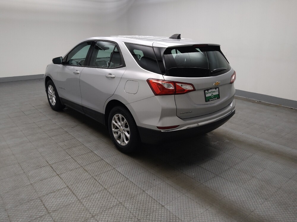 2018 Chevrolet Equinox in Lombard, IL 60148 - 18142074 5