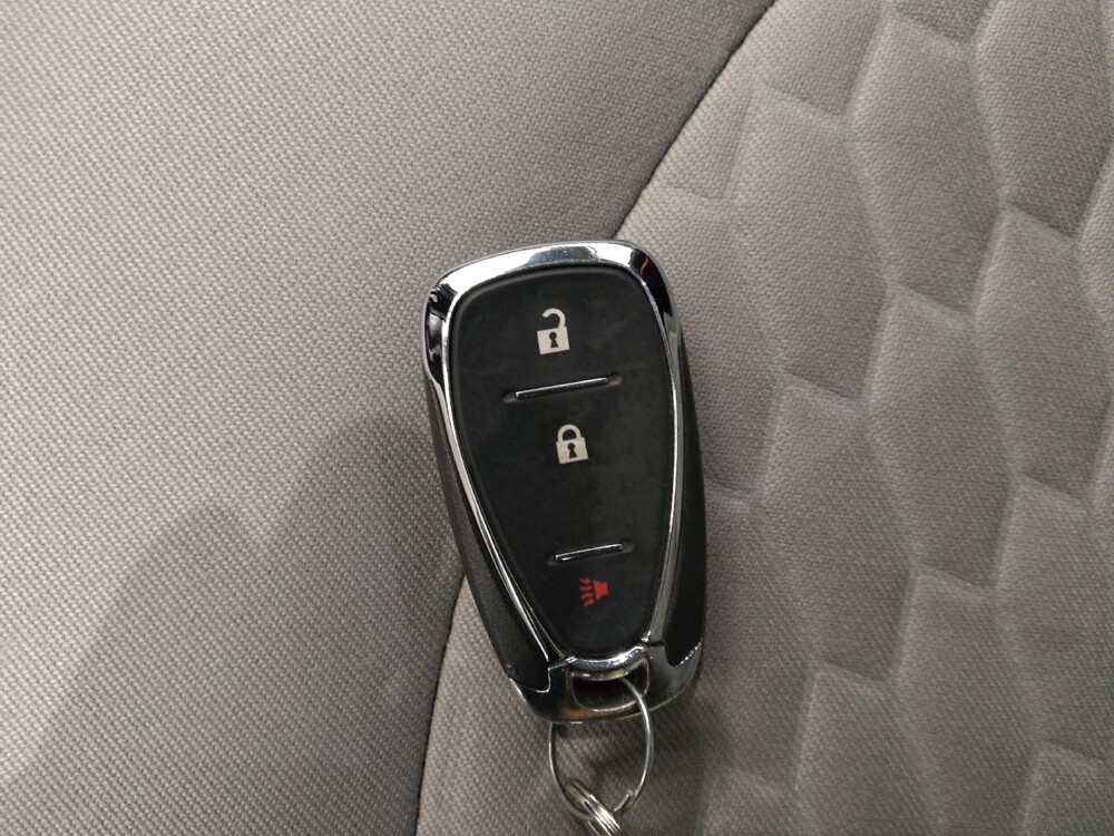 2018 Chevrolet Equinox in Lombard, IL 60148 - 18142074 32