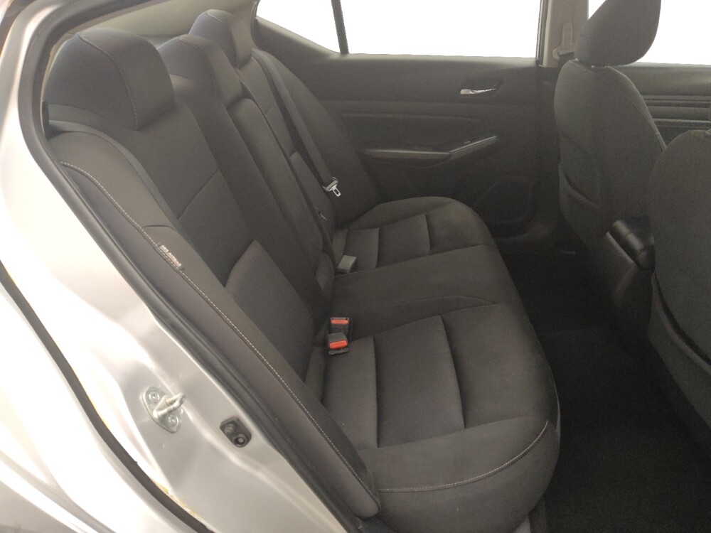2019 Nissan Altima in Houston, TX 77060 - 18142077 19