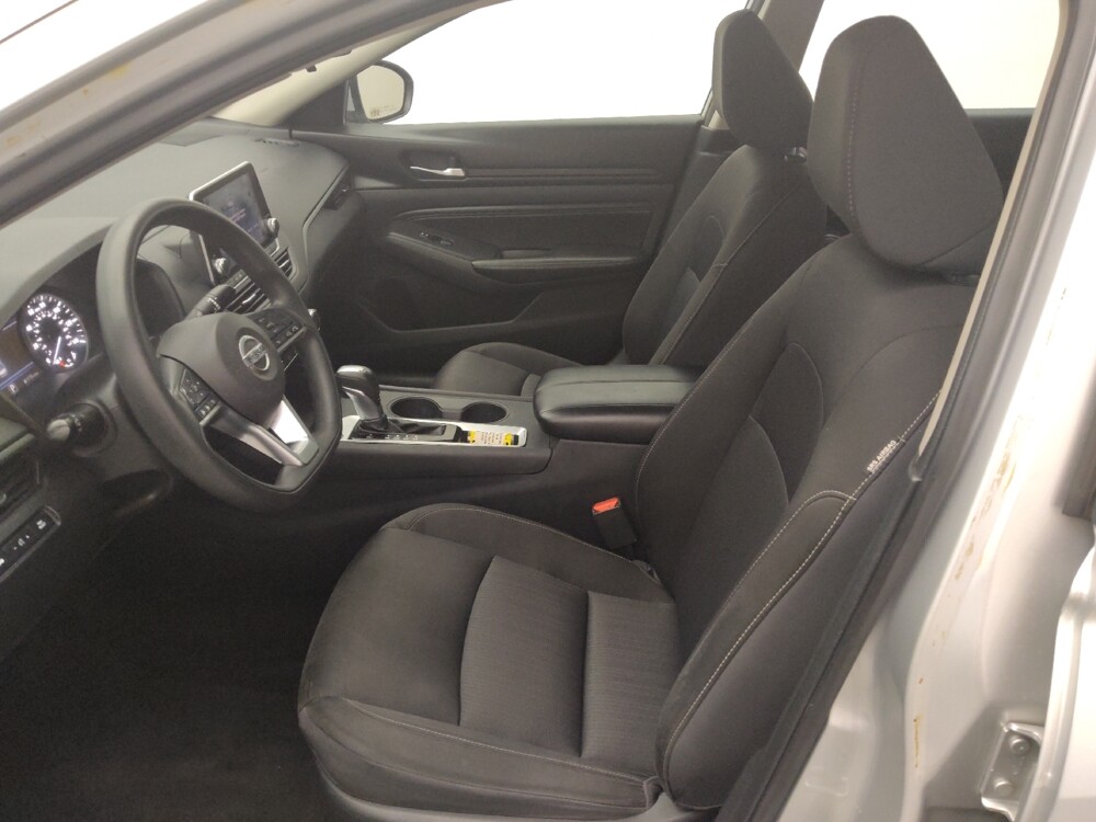 2019 Nissan Altima in Houston, TX 77060 - 18142077 17