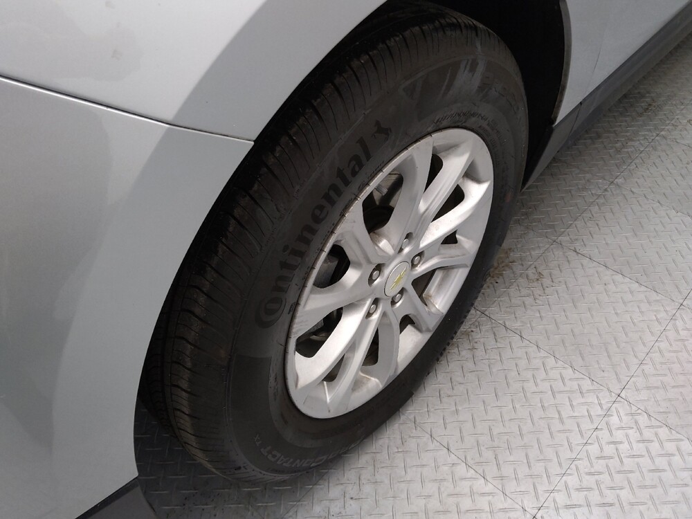 2019 Chevrolet Equinox in Wichita, KS 67207 - 18142078 31