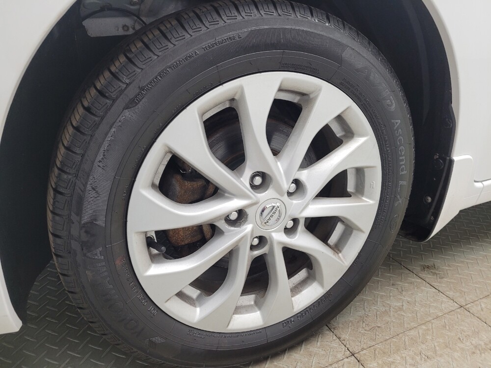 2018 Nissan Sentra in Eastpointe, MI 48021 - 18142080 31