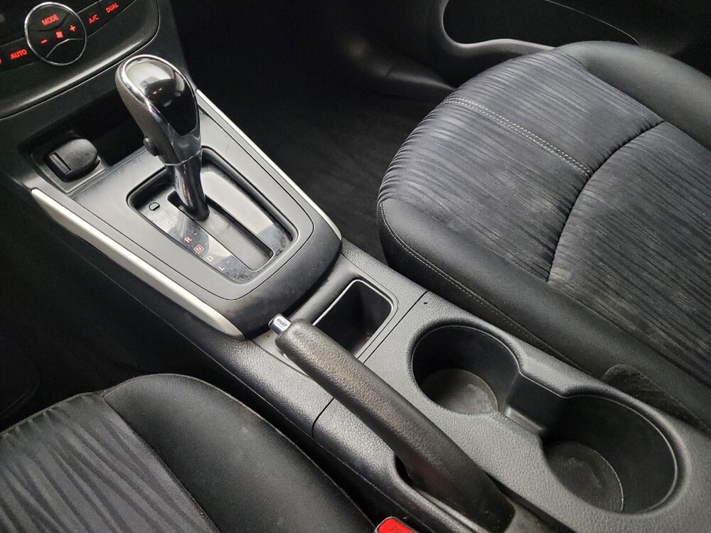 2018 Nissan Sentra in Eastpointe, MI 48021 - 18142080 26