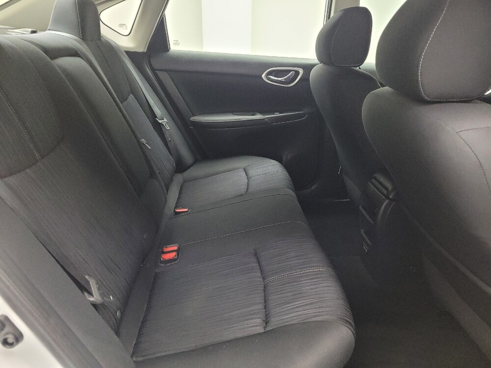 2018 Nissan Sentra in Eastpointe, MI 48021 - 18142080 19