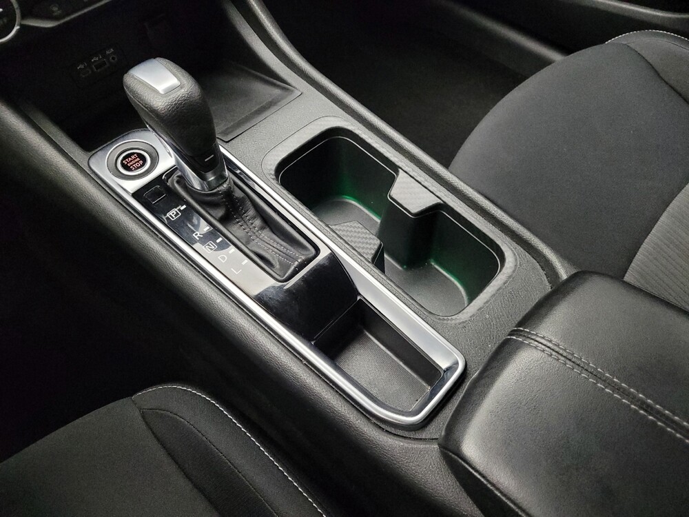 2020 Nissan Sentra in Eastpointe, MI 48021 - 18142085 26