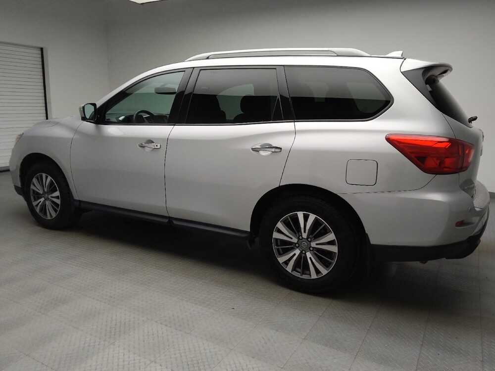 2020 Nissan Pathfinder in Taylor, MI 48180 - 18142088 3
