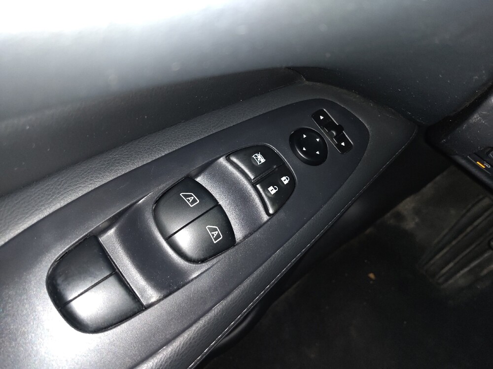 2020 Nissan Pathfinder in Taylor, MI 48180 - 18142088 27