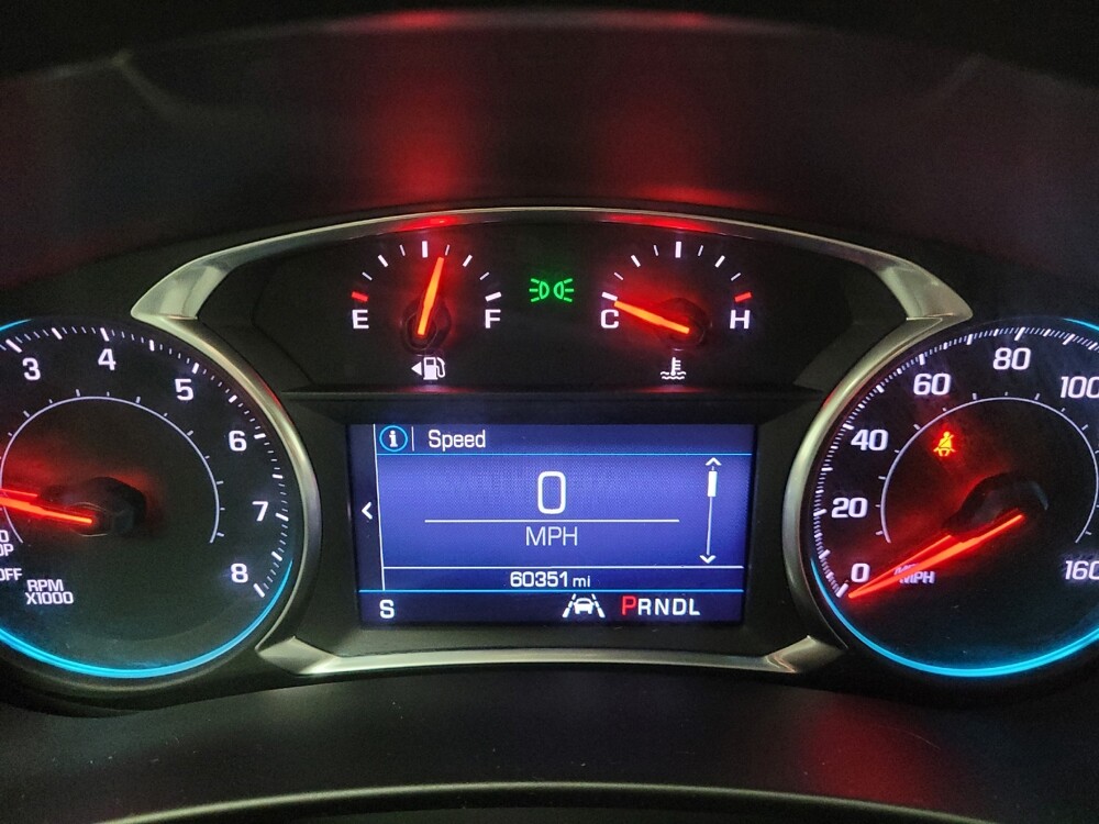2020 Chevrolet Equinox in Eastpointe, MI 48021 - 18142089 23