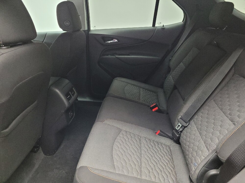 2020 Chevrolet Equinox in Eastpointe, MI 48021 - 18142089 18