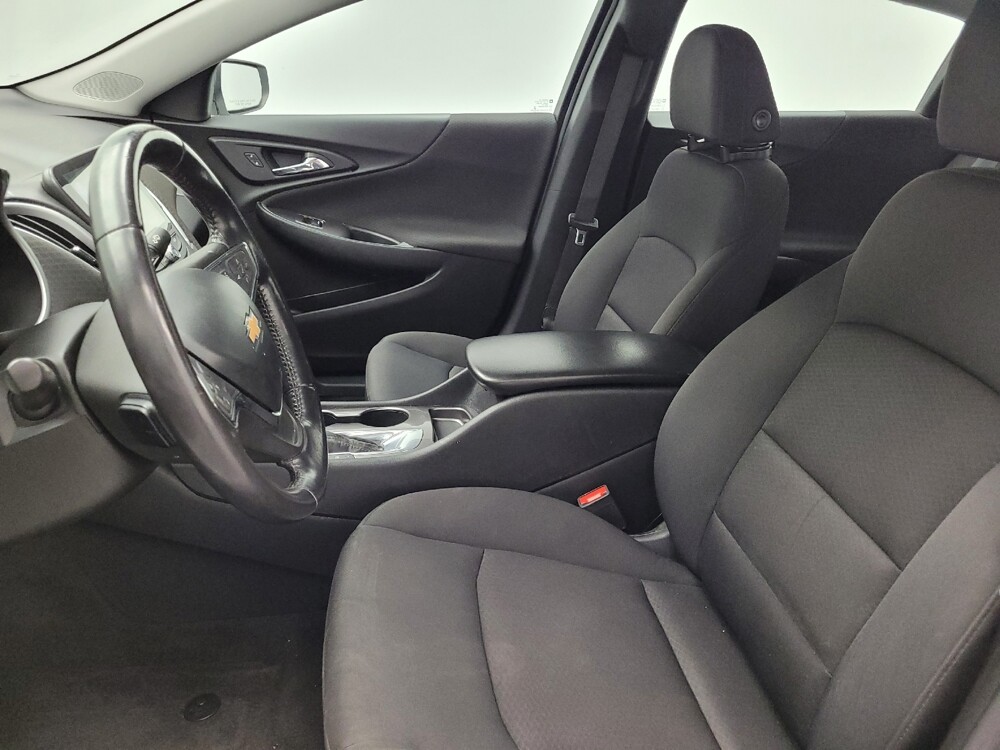 2020 Chevrolet Malibu in Antioch, TN 37013 - 18142097 17