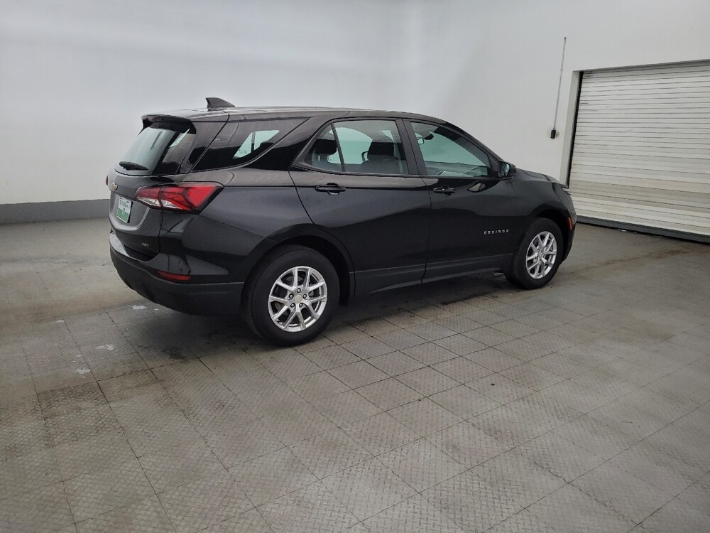 2023 Chevrolet Equinox in Langhorne, PA 19047 - 18142100 10
