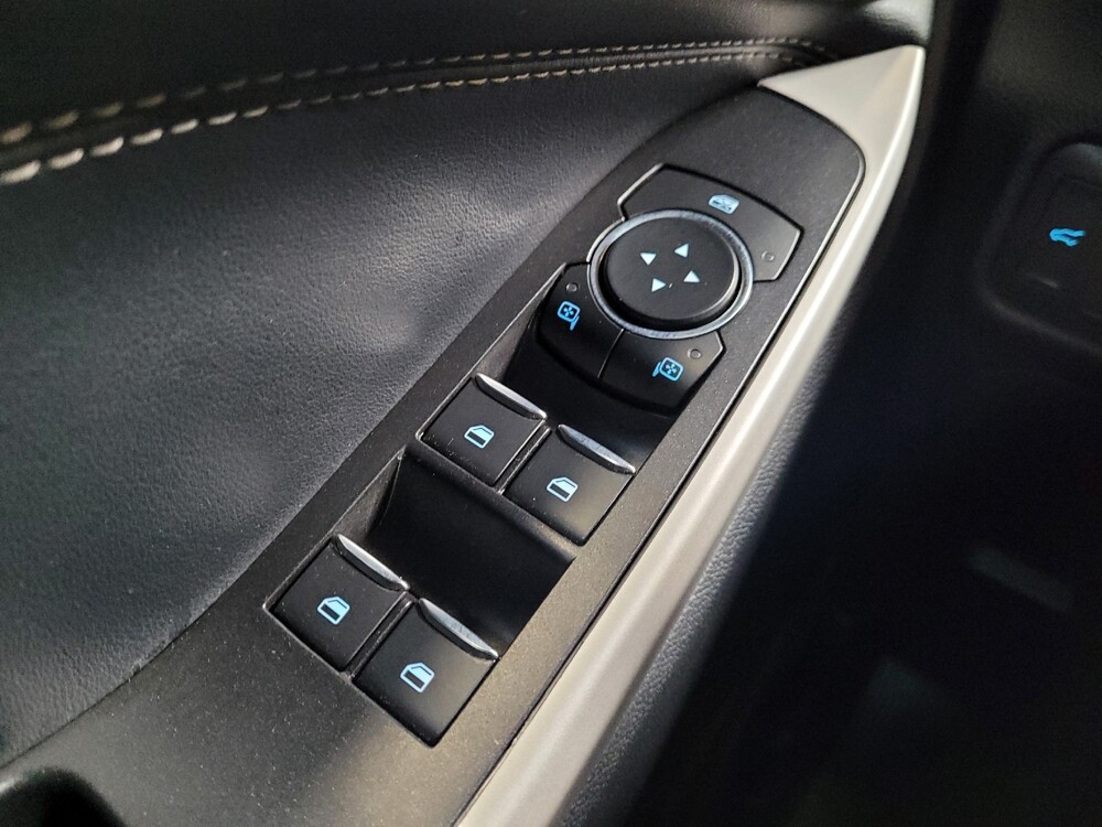 2022 Ford Explorer in Downey, CA 90241 - 18142103 27