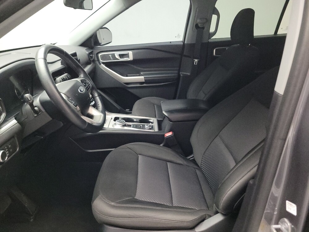 2022 Ford Explorer in Downey, CA 90241 - 18142103 17