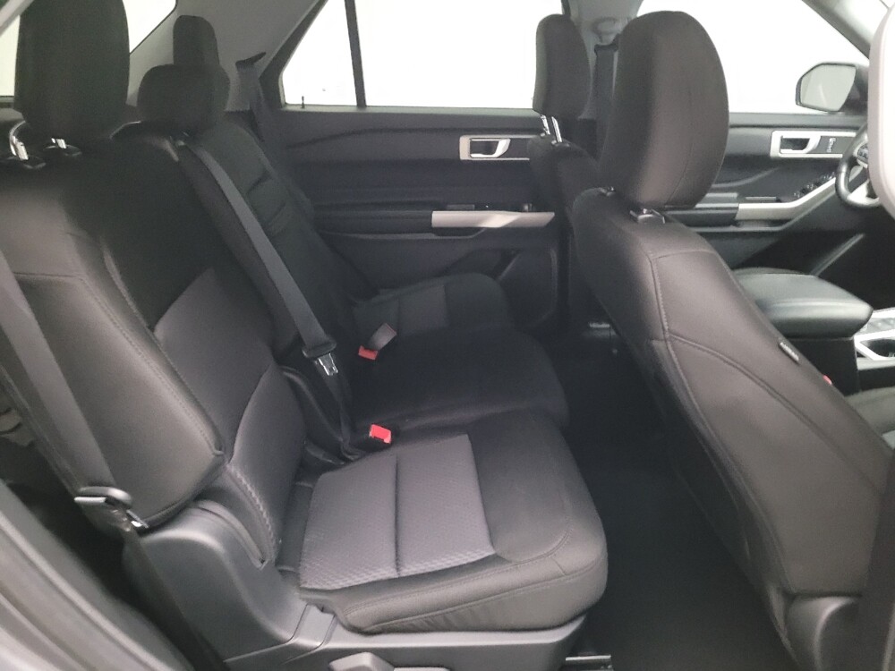 2022 Ford Explorer in Downey, CA 90241 - 18142103 19