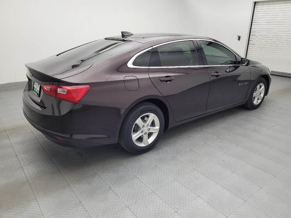 2020 Chevrolet Malibu in Salem, VA 24153 - 18142105 10