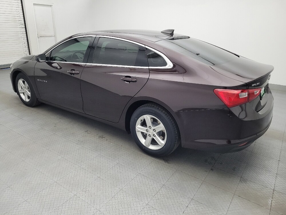 2020 Chevrolet Malibu in Salem, VA 24153 - 18142105 3