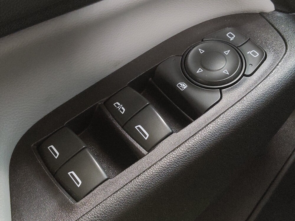 2020 Chevrolet Equinox in Arlington, TX 76011 - 18142108 27
