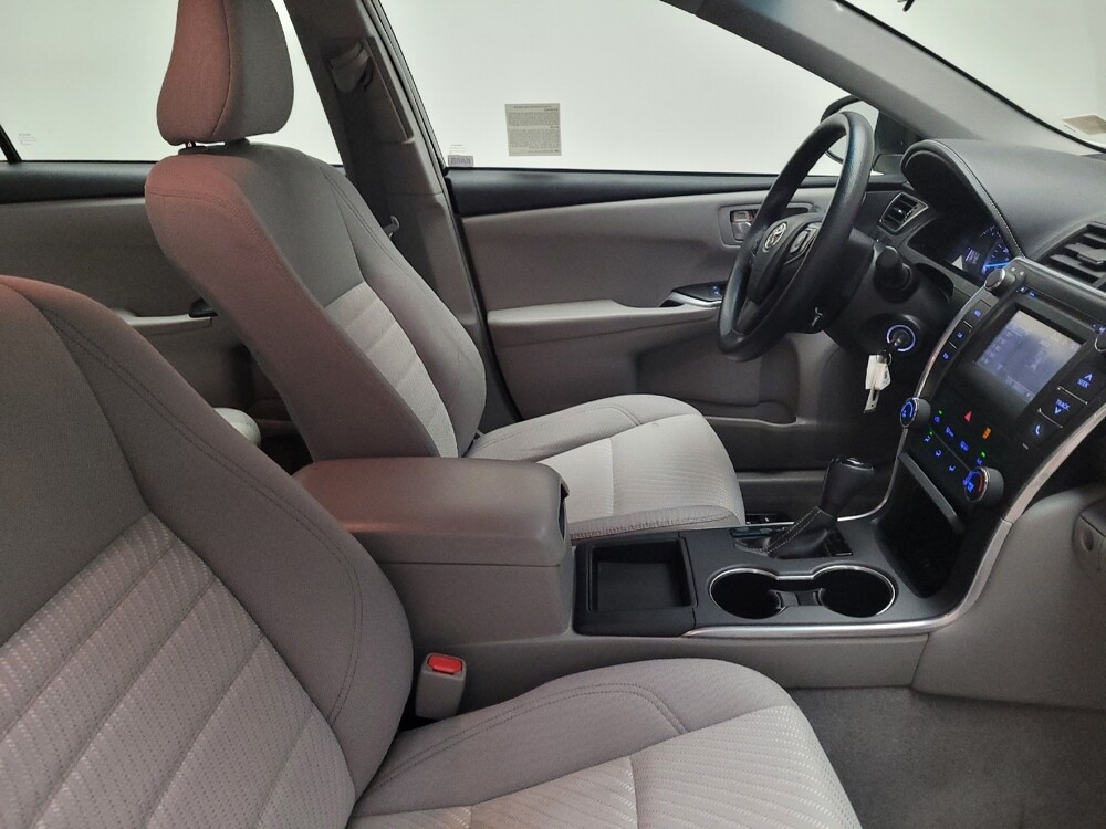 2015 Toyota Camry in Downey, CA 90241 - 18142115 21