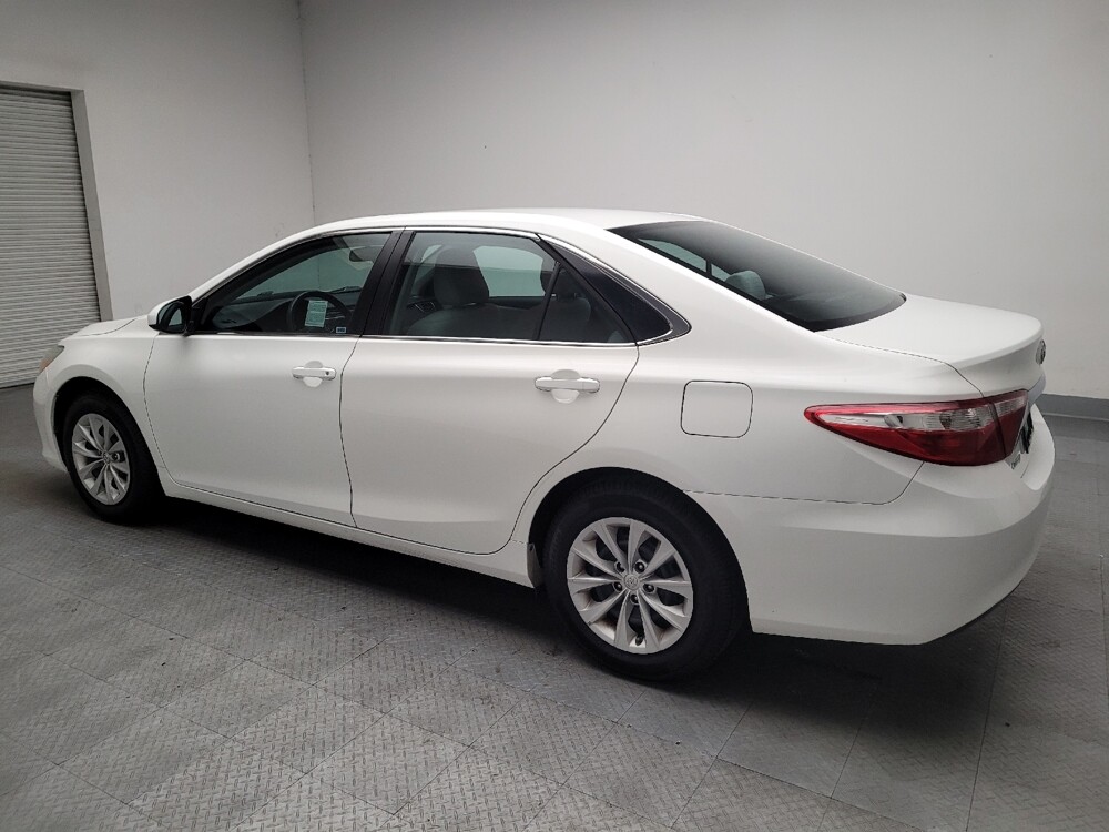 2015 Toyota Camry in Downey, CA 90241 - 18142115 3