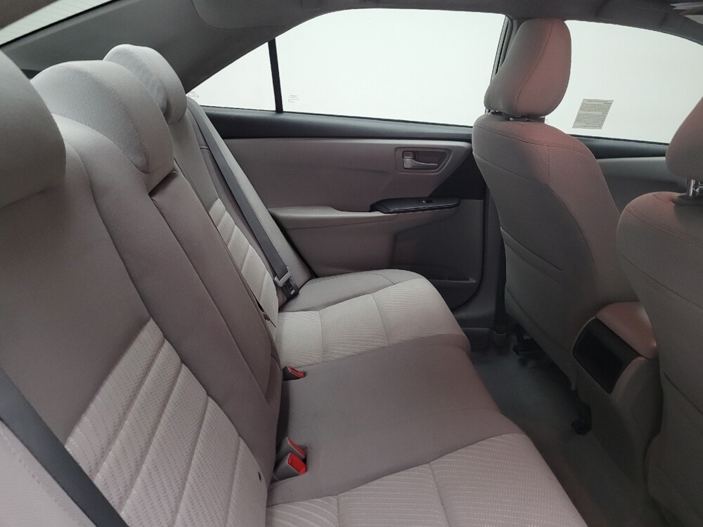 2015 Toyota Camry in Downey, CA 90241 - 18142115 19