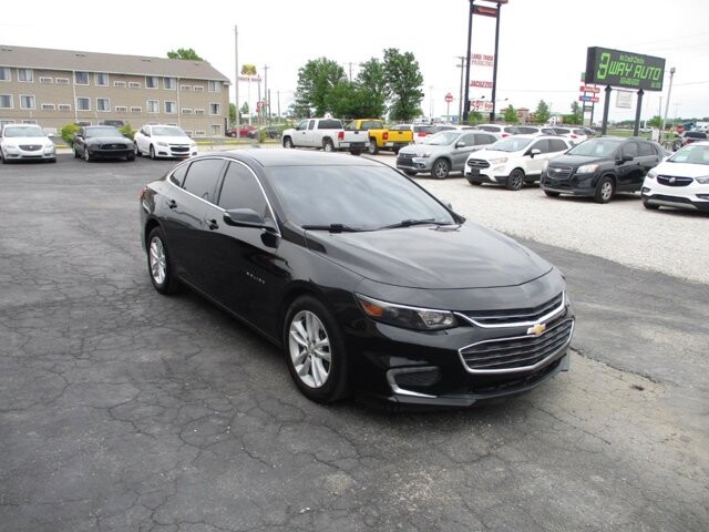2018 Chevrolet Malibu in Oak Grove, MO 64075 - 18142119 3