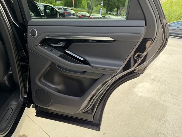 2022 Land Rover Range Rover Evoque in Knoxville, TN 37920 - 18142121 10