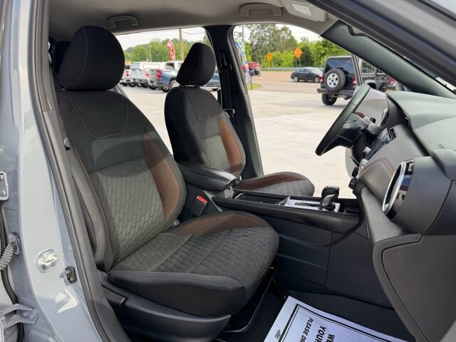 2021 Nissan Kicks in Knoxville, TN 37920 - 18142137 13