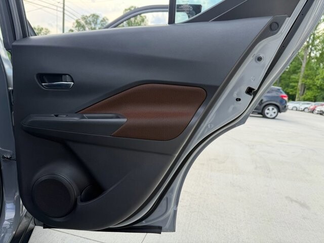 2021 Nissan Kicks in Knoxville, TN 37920 - 18142137 8