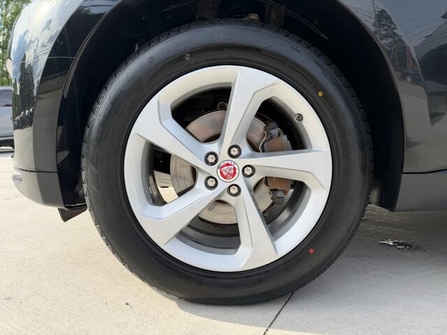 2020 Jaguar F-PACE in Knoxville, TN 37920 - 18142138 28