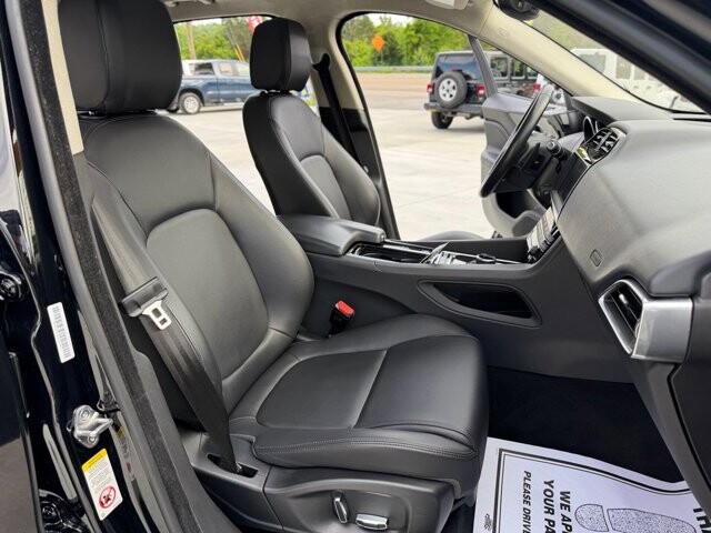 2020 Jaguar F-PACE in Knoxville, TN 37920 - 18142138 14