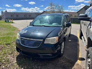 2013 Chrysler Town & Country in Wadena, MN 56482