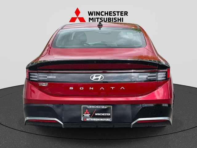 2025 Hyundai Sonata in Winchester, VA 22602 - 18142160 4