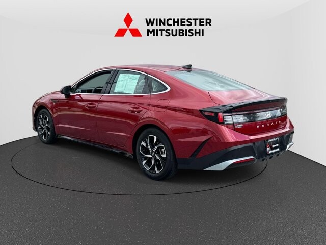 2025 Hyundai Sonata in Winchester, VA 22602 - 18142160 5