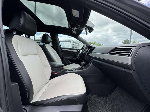 2019 Volkswagen Jetta in Winchester, VA 22602 - 18142162 9