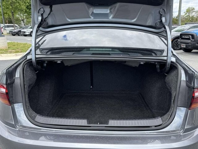 2019 Volkswagen Jetta in Winchester, VA 22602 - 18142162 12